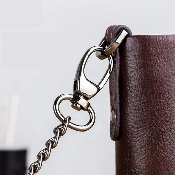 Чоловічий гаманець розкладний коричневий з ланцюжком TW040C Bull TW040C фото