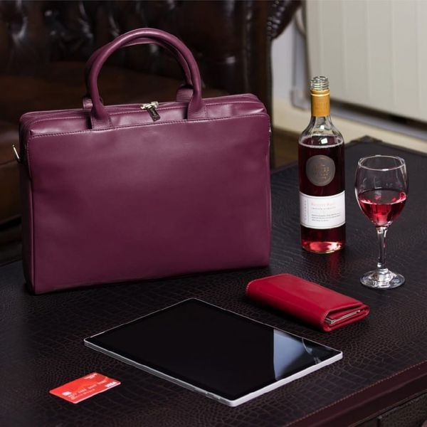 Фотографія Гаманець жіночий Visconti MZ12 Maria c RFID (Italian Red) MZ12 IT RED - купити 91881 за 3 790 грн