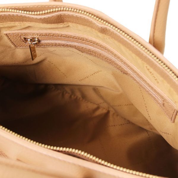 Фотографія TL Bag - шкіряна сумка з золотою фурнітурою TL141529 Шампанське TL141529 - купити 1529_1_126 за 7 320 грн